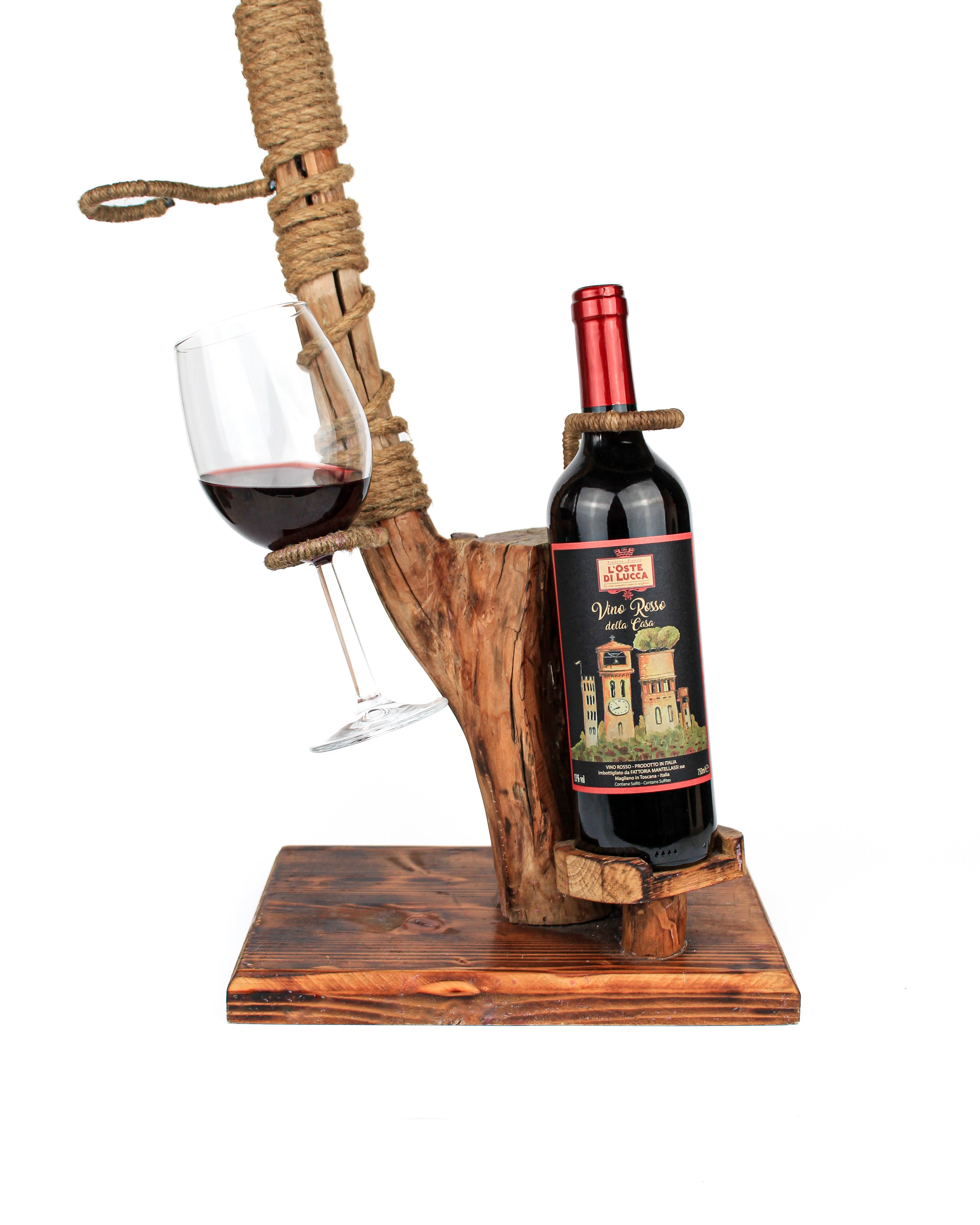 Red wine from L'Oste di Lucca